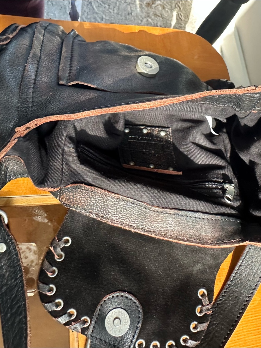 We The Free Baby Leigh Distressed Tote - Aged Graphite - Picture 10 of 11